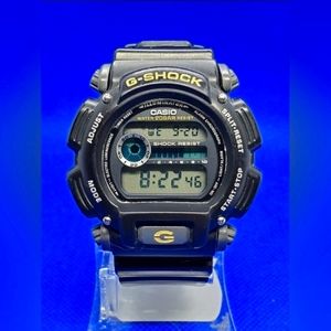 Casio G-Shock DW-9052 Gold/Black NEW BATTERY